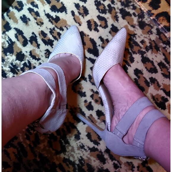 F 10 Catch Up Heels - Picture 2 of 5